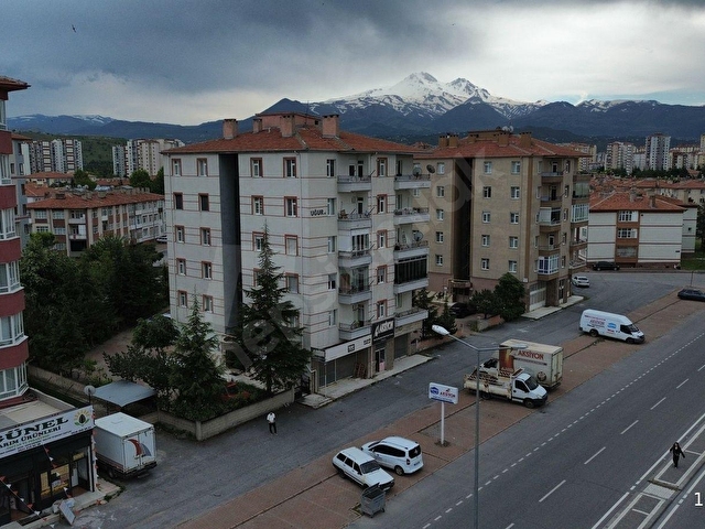 GAZİLER EMLAK-YENİKÖY MH DE KOMBİ ALTYAPI SATILIK DAİRE