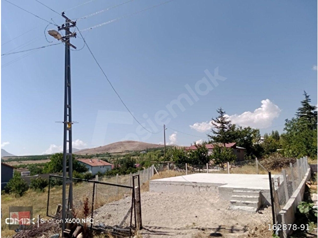 SATILIK imarli yapı ruksatı alınmış temeli atılmış telörgüşü çekili havlu kapısı yapılı 238 m²arsa - Görsel 2