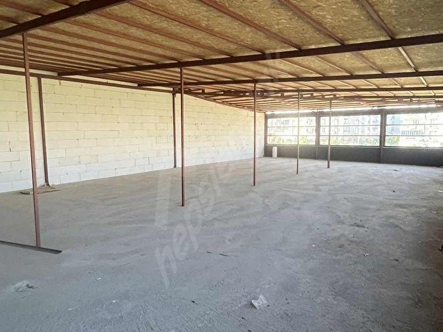 HASAN ÇALIŞKAN İŞ MERKEZİNDE TERASLI KİRALIK OFİS - Görsel 2
