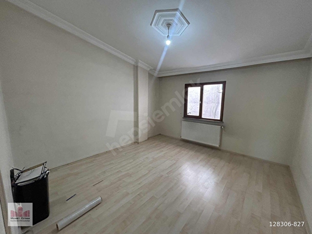 Yeşilova Mh. Metrobüse Yakın Kiralık Çatı Katı Daire 2+1 80 m² - Görsel 21