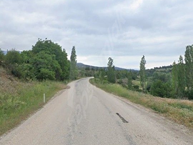 ARABA TAKASI OLUR BURDUR KAVACIK DA KÖYE YAKİN EV BAĞ BAHÇE YAPMAYA UYGUN - Görsel 6