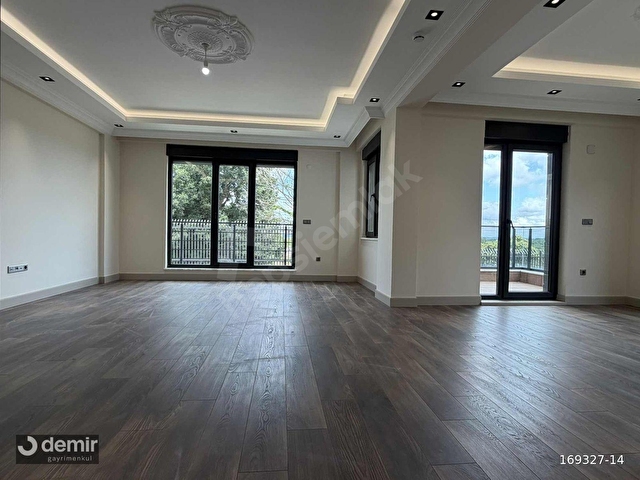 REŞADİYEDE SİTE İÇERİSİNDE MÜSTAKİL HAVUZLU SATILIK LÜKS VİLLA - Görsel 13