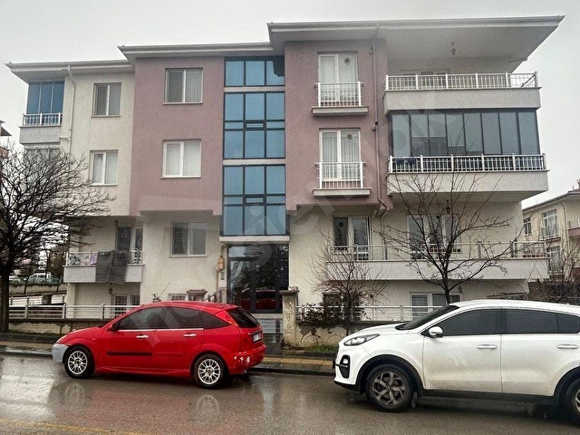 Şentepe sağ tarafta kiralık eşyalı daire - Görsel 3