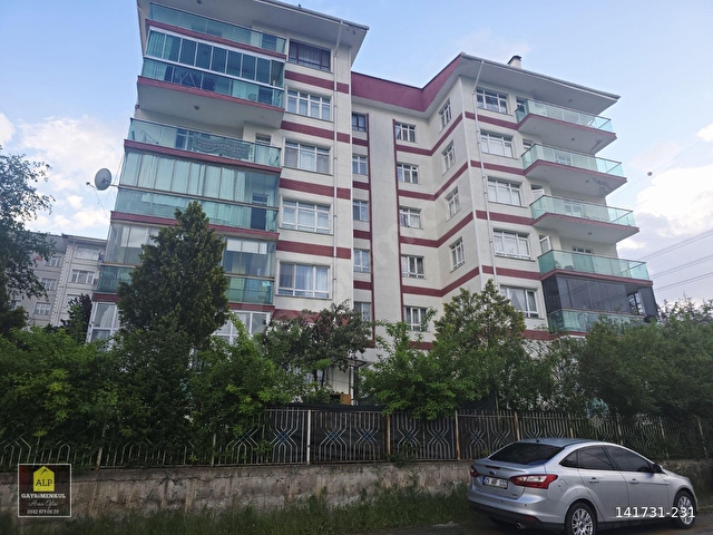 ALP GAYRİMENKULDEN YAKACIK BİZİM YÖRE SİTESİNDE 3+1 DAİRE - Görsel 4