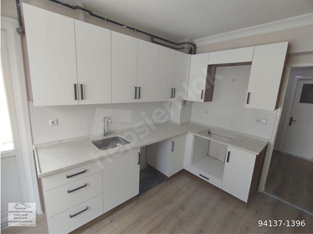 Akhisar Paşa Mahallesi’nde Kiralık 3+1 Daire