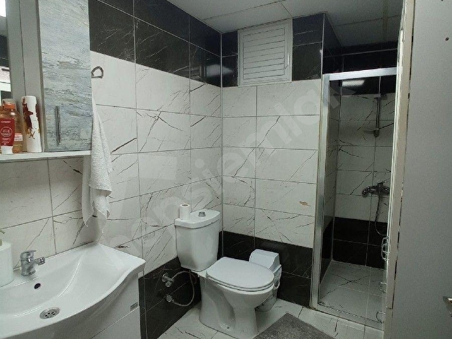 ANDAÇ EMLAKTAN MEYDAN MAH.SELİMİYE CAMİ ARKASINDA KIŞ BAHÇESİ EBEVEYN BANYOSU OLAN SATILIK 3+1 DAİRE - Görsel 20