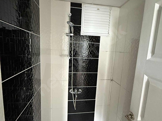 SAMSUN KIŞLA MAH SİTE İÇERİSİNDE 3+1 150M2 - Görsel 6