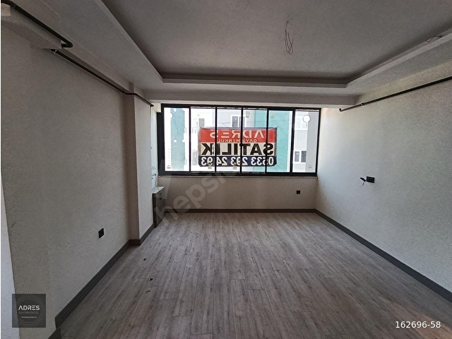 MEZİTLİ DE HAVUZLU DOĞALGAZLI JENERATÖRLÜ CİFT BANYOLU GİYİNME ODASI 2+1 SATILIK - Görsel 23