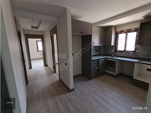 MEZİTLİ DE HAVUZLU DOĞALGAZLI JENERATÖRLÜ CİFT BANYOLU GİYİNME ODASI 2+1 SATILIK - Görsel 28