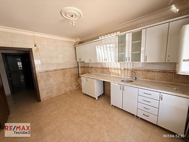 DİKMEN AKPINAR 850 CADDEDE ASANSÖRLÜ SATILIK 3+1 DAİRE - Görsel 15