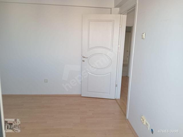 CAMİ CAD 3+1 KATTA YAPILI GENİŞ DAİRE - Görsel 2