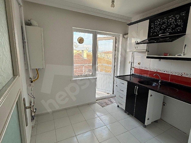 ETİMESGUT ALSANCAK H. ÖZER CAD. ÜZERİNDE YAPILI SATILIK 2+1 - Görsel 4