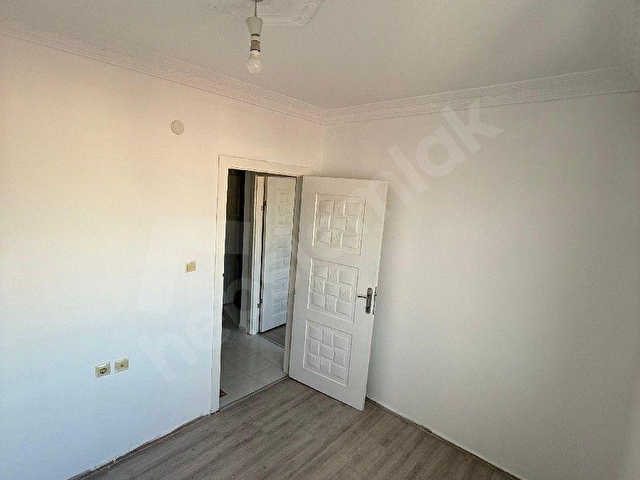 ETİMESGUT ALSANCAK H. ÖZER CAD. ÜZERİNDE YAPILI SATILIK 2+1 - Görsel 18