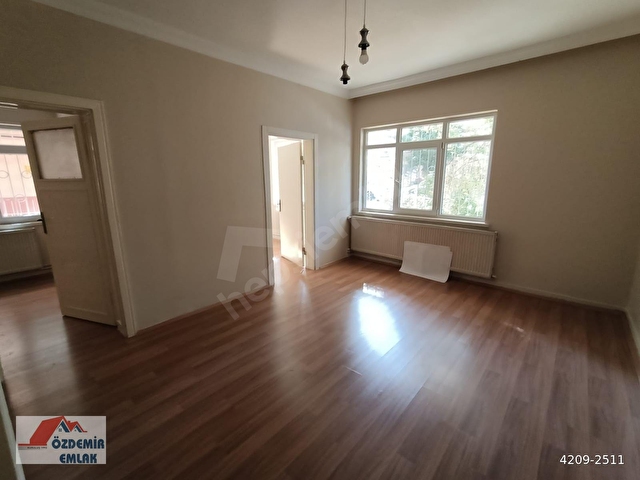 EMEK ÖZDEMİRDEN MERKEZİ KONUMDA KOMBİLİ BAKIMLI 2+1 ÖN GİRİŞ - Görsel 8