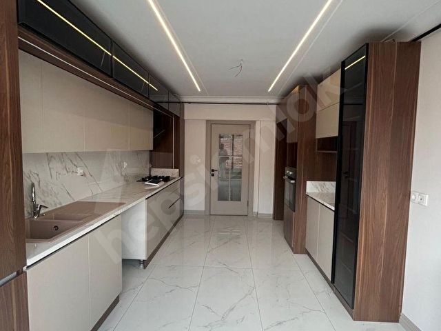 EMEKTE BAŞAKTAN 4+1 DUBLEKS SIFIR BİNADA ASANSÖRLÜ OTOPARKLI - Görsel 5