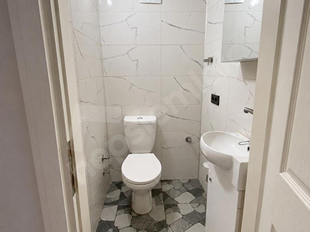 KARIŞIYAKA METRO.YA YAKIN 3+1 130M2 2WC+K.ODASI YOK ASANSÖR VAR - Görsel 2