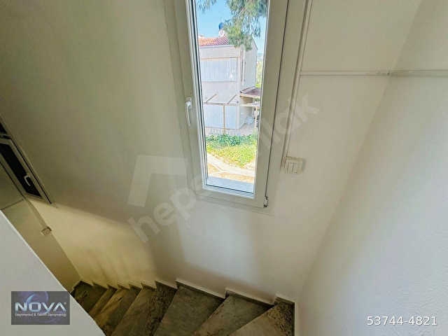 KUŞADASINDA DENİZE İLK SİTEDE PLAJA 100 MT YAZLIK - Görsel 10