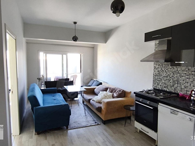 Seyrekte Havuzlu Güvenlikli Sitede Bakımlı ve Eşyalı 1+1 - Görsel 8