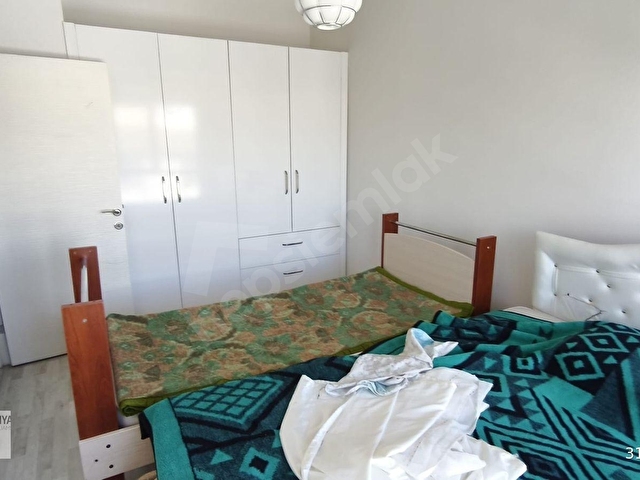 Seyrekte Havuzlu Güvenlikli Sitede Bakımlı ve Eşyalı 1+1 - Görsel 15