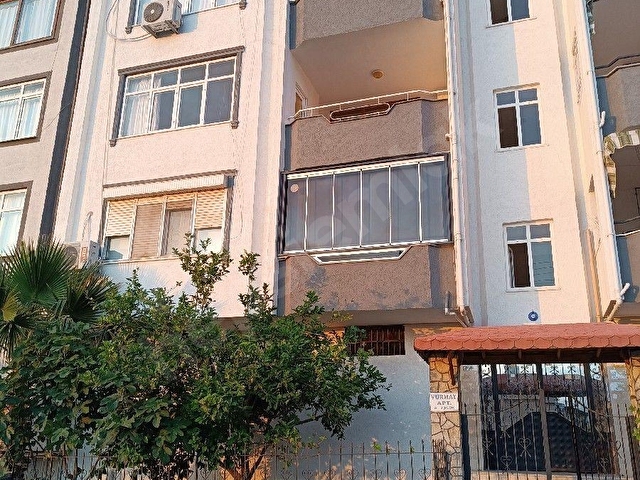 AKG den 3+1 Ara Kat Bahçe ve Doğa Manzaralı Geniş Balkonlu Satılık Daire