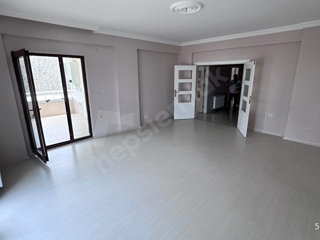 TRABZON/ORTAHİSAR/KARŞIYAKA SATILIK SİTE İÇİNDE DAİRE - Görsel 3