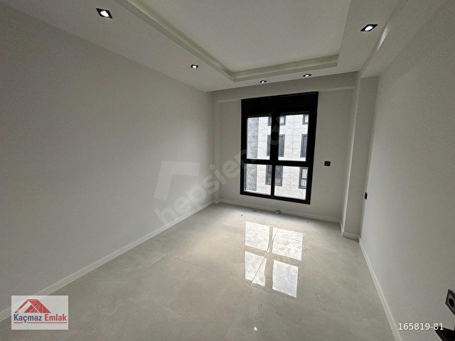 KAÇMAZ EMLAK IHLAMURKENT YİĞİTPARK FLORYA SİTE 2+1 SATILIK DAİRE - Görsel 19