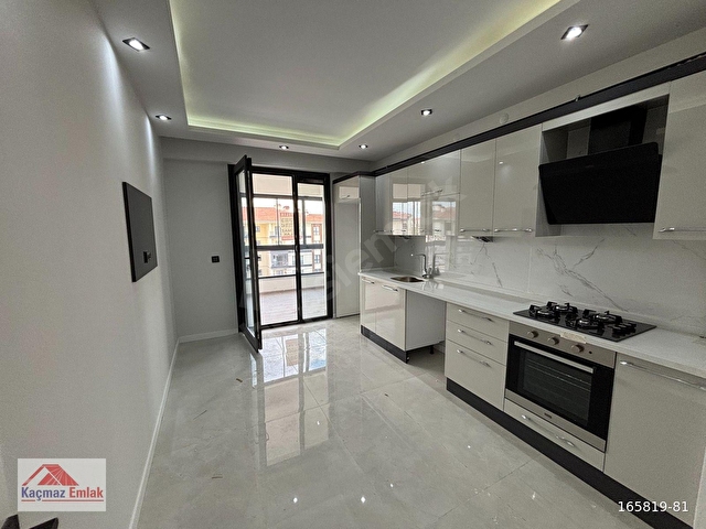 KAÇMAZ EMLAK IHLAMURKENT YİĞİTPARK FLORYA SİTE 2+1 SATILIK DAİRE - Görsel 11