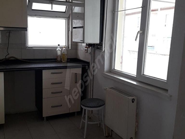 ÇAMLIDERE EMLAKTAN KAT EKSİKLİ BİNADA 90M2 3+1 TERAS KATI 90M2 DE AÇIK TERASI VAR FIRSAT DAİRE - Görsel 6