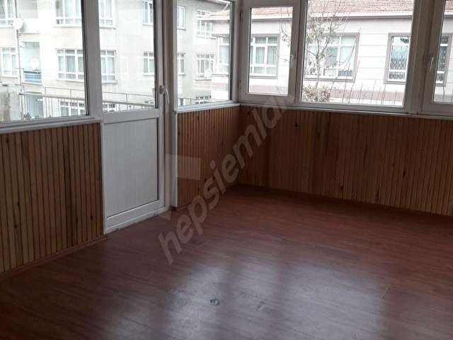 ÇAMLIDERE EMLAKTAN KAT EKSİKLİ BİNADA 90M2 3+1 TERAS KATI 90M2 DE AÇIK TERASI VAR FIRSAT DAİRE - Görsel 10
