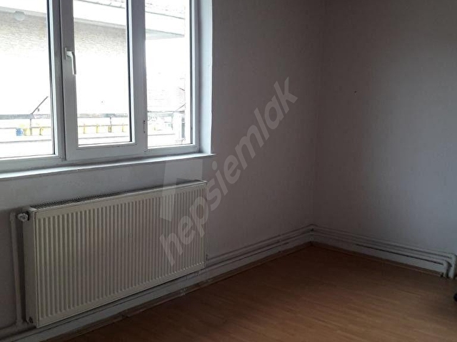ÇAMLIDERE EMLAKTAN KAT EKSİKLİ BİNADA 90M2 3+1 TERAS KATI 90M2 DE AÇIK TERASI VAR FIRSAT DAİRE - Görsel 8