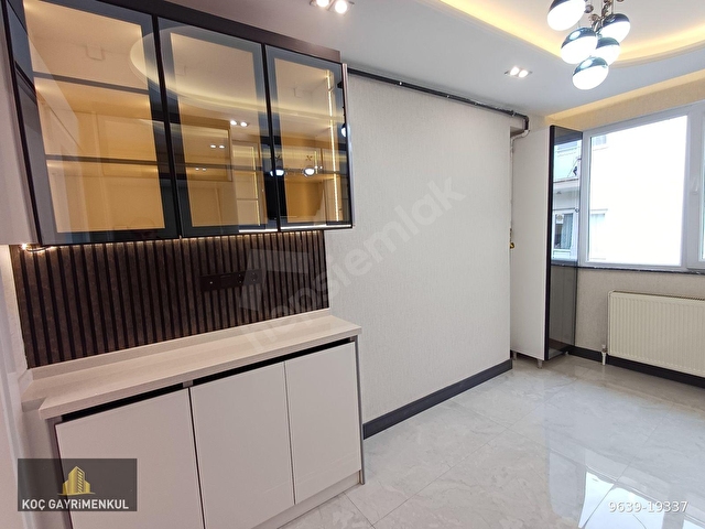 KOÇDAN ; ÇETİN EMEÇ BLV YAKINI, KATTA, FULL YAPILI ,3+1+2 BANYO - Görsel 15