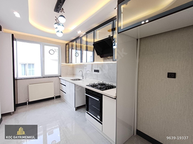 KOÇDAN ; ÇETİN EMEÇ BLV YAKINI, KATTA, FULL YAPILI ,3+1+2 BANYO - Görsel 7