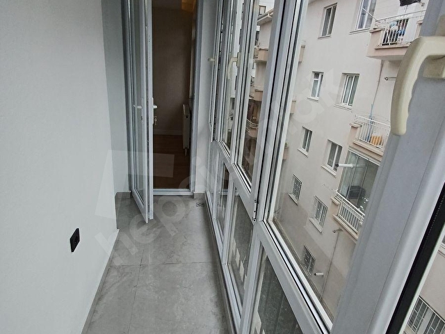 KOÇDAN ; ÇETİN EMEÇ BLV YAKINI, KATTA, FULL YAPILI ,3+1+2 BANYO - Görsel 20