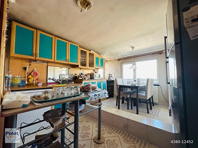 POLATTAN GELİNCİK SOKAKTA KÖŞE BAŞI TERASLI 3+1 BAKIMLI DAİRE - Görsel 4