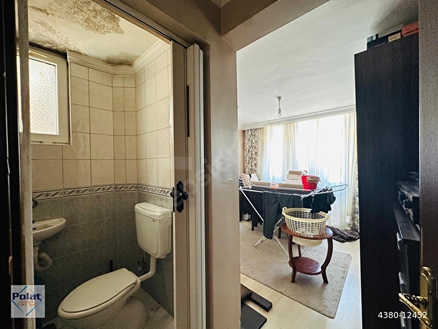 POLATTAN GELİNCİK SOKAKTA KÖŞE BAŞI TERASLI 3+1 BAKIMLI DAİRE - Görsel 8