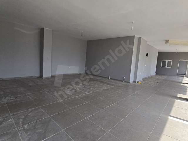 SULTANBEYLİ ADİL MAH. 260 M2 TOKİ OKULUNUN KARŞISIN DA KİRALIK - Görsel 11