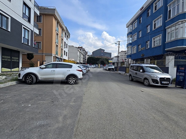 SULTANBEYLİ ADİL MAH. 260 M2 TOKİ OKULUNUN KARŞISIN DA KİRALIK - Görsel 3