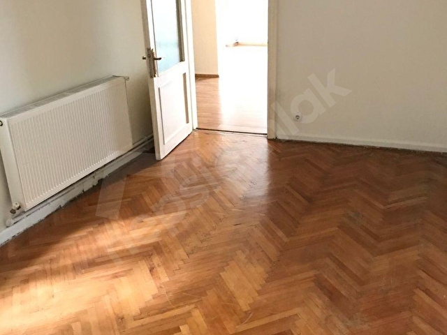 Beyoğlu Cihangirde 2+1 Kombili 75 m2 Aydınlık Temiz - Görsel 18