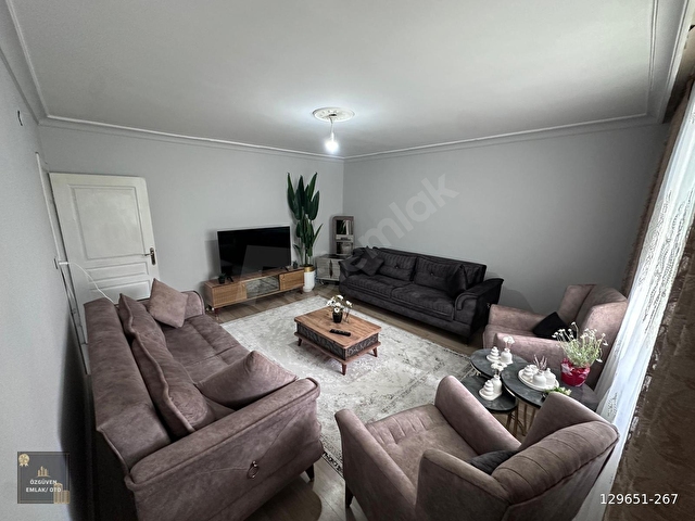 ÖZGÜVEN EMLAKTAN UÇAKLI PARK MEVKİİ/ASANSÖRLÜ/YÜKSEK KOT/3+1 - Görsel 11