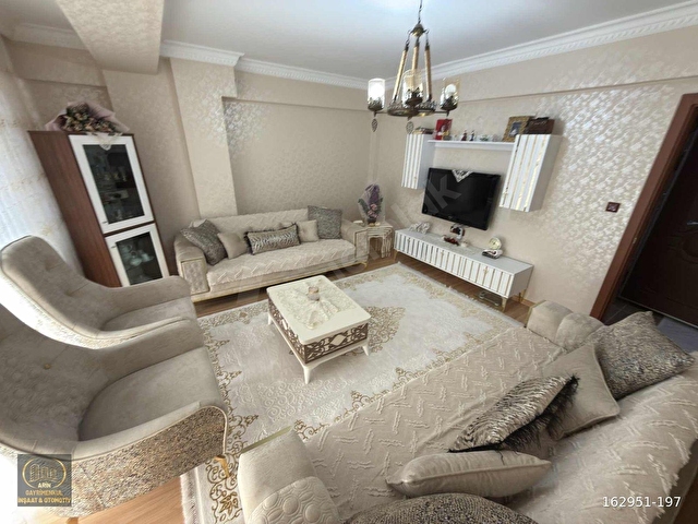 ARİNDEN SATILIK MERKEZE YAKIN 2 AYRI DAİRE 5+2 AYRI 2 TAPULU - Görsel 3