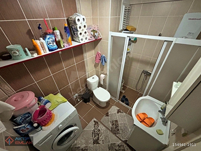 🛑🛑AKTİFTEN AKÇAYDA SATILIK EŞYALI CAM BALKONLU GENİŞ ARAKAT 2+1 DAİRE - Görsel 12