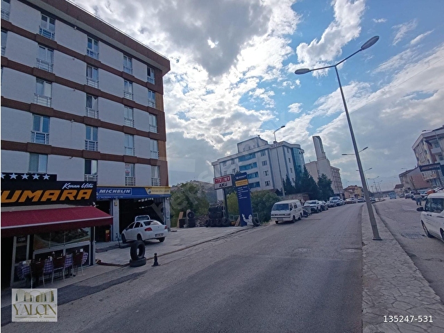 YEŞİL MAHALLEDE YOL ÜSTÜ KİRALIK DAİRE - Görsel 15