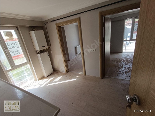 YEŞİL MAHALLEDE YOL ÜSTÜ KİRALIK DAİRE - Görsel 4