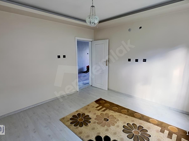 YENİDOĞAN MAH. 416 M2 ARSA İÇERİSİNDE 200 M2 SATILIK MÜSTAKİL EV - Görsel 17