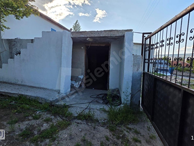 YENİDOĞAN MAH. 416 M2 ARSA İÇERİSİNDE 200 M2 SATILIK MÜSTAKİL EV - Görsel 10