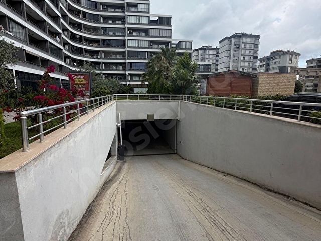 GÜRSELPAŞA DA YATAY MİMARI AZ KATLI TERASLI 1+1 KİRALIK DAİRE - Görsel 21