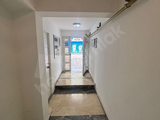 ÇAMLICA MAHALLESİNDE , ÖZEL GARAJLI SATILIK 2+1 DAİRE - Görsel 6