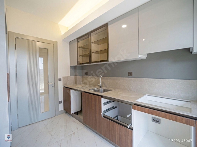 FOREV MODERN VADI KİRALIK 2+1 YETKİLİ SATIŞ OFİSİ REMAX ERAY - Görsel 4
