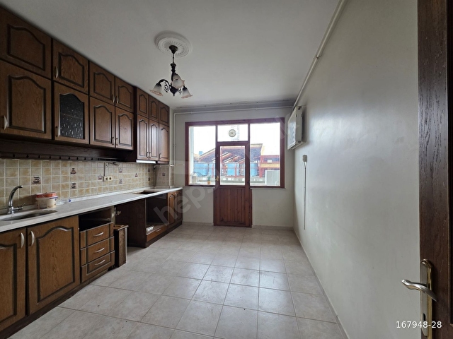 Çamlıcada 3+1 140 M2 Boğaz Manzaralı Taşınmaya Hazır Daire - Görsel 6