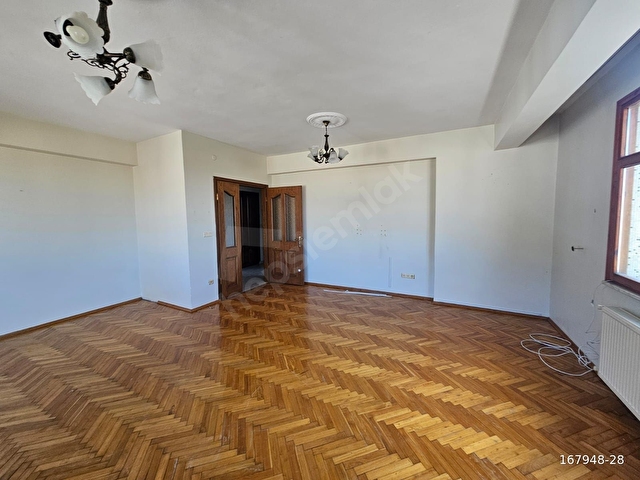 Çamlıcada 3+1 140 M2 Boğaz Manzaralı Taşınmaya Hazır Daire - Görsel 29